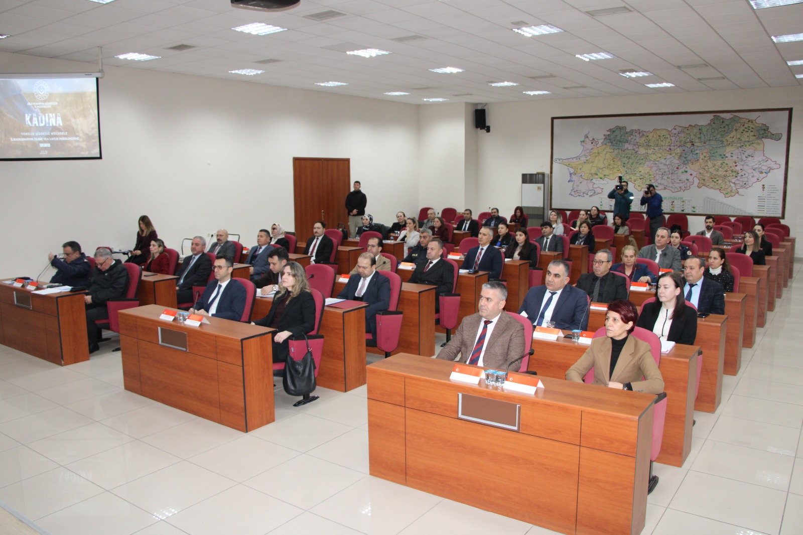 Aydinda Kadina Siddete Karsi Ortak Mucadele 636387 8Baa767E3B2030Ca89Fb338C9Fa7F1D6