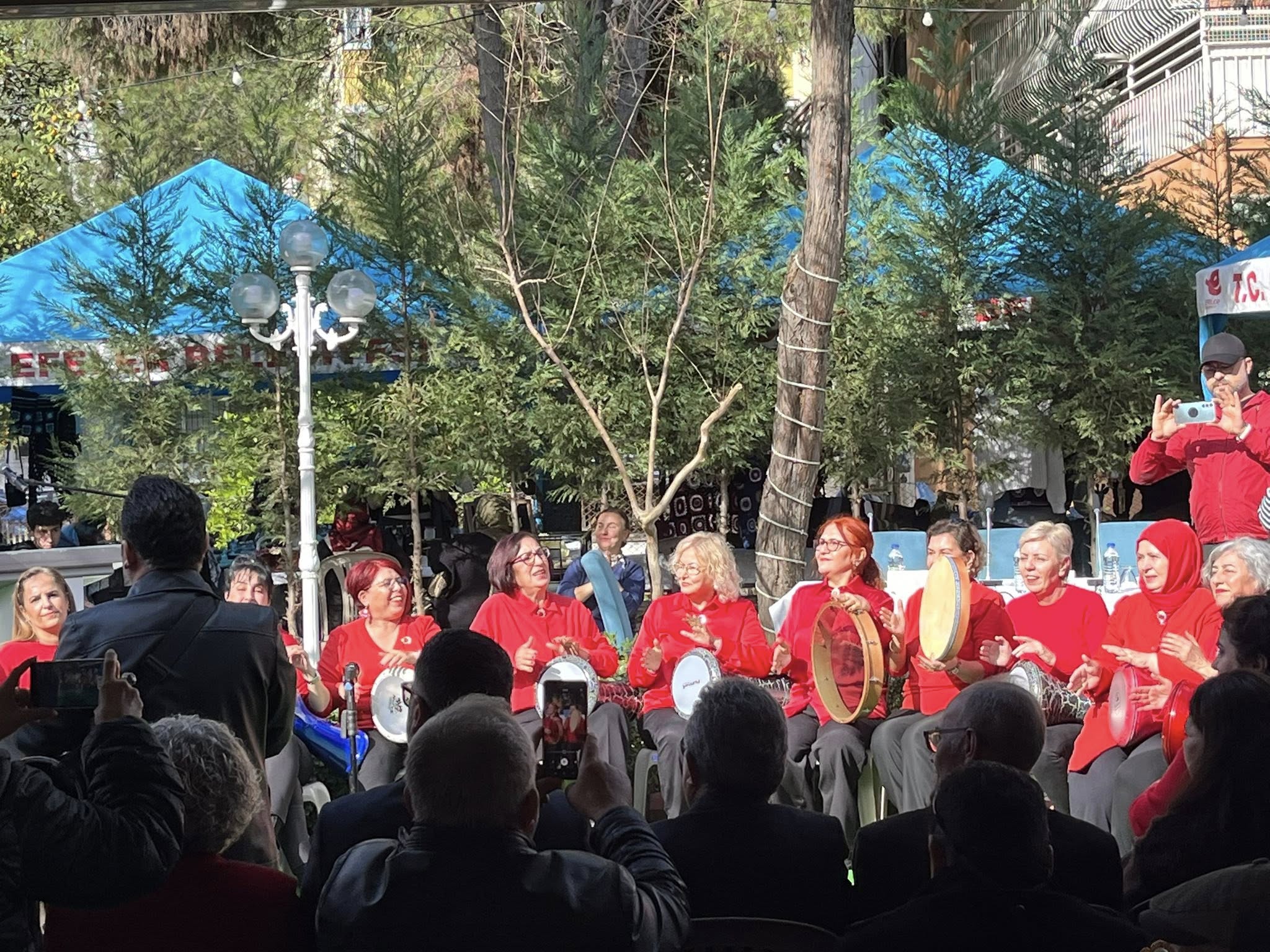 Aydinda Kestane Festivali Coskusu 637141 2534D3C7186B8A3B99Bb912E16313B56