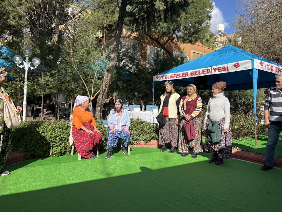 Aydinda Kestane Festivali Coskusu 637141 6551Deb3900B56Bf06A8A6Fc191A0E3F