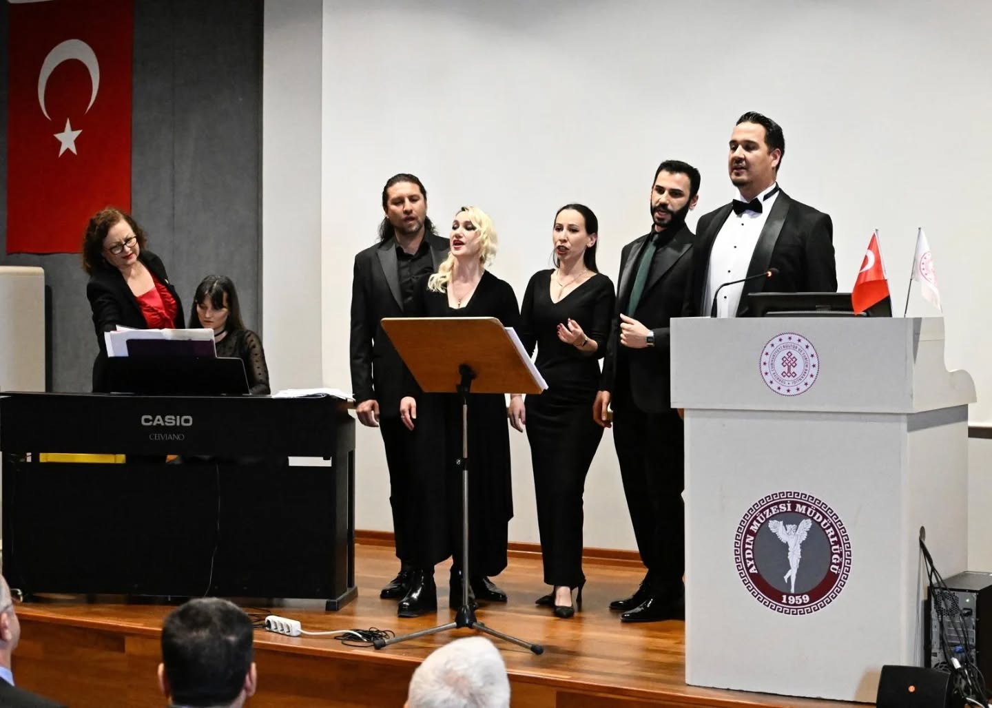 Aydinda Opera Resitali 641082 2Ba1213Cf0Edc3F08D54F09D05Cccb0C