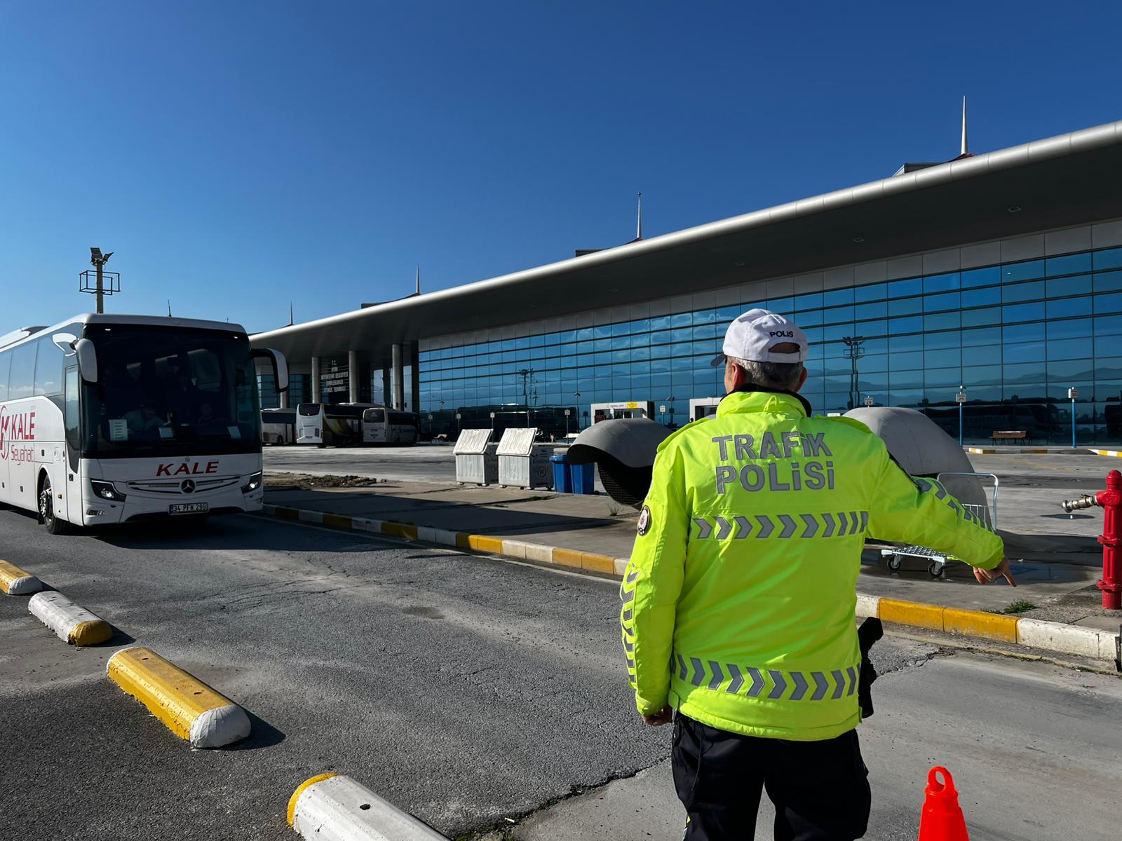 Aydinda Otobuslerde Siki Denetim Kural Ihlali Affedilmedi 635801 95Eb6223442Fadd23B826849E0330688