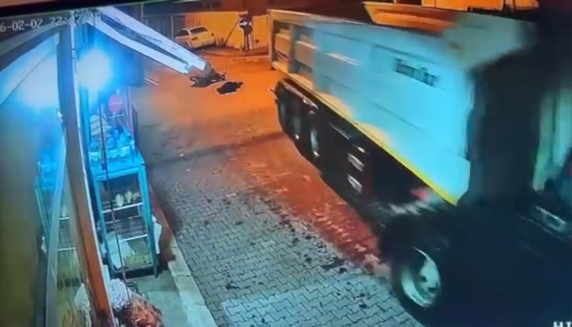 Aydinli Gencin Feci Sonu Kamerada 637519 05A45827997371C3A9C06C95Abfa073B