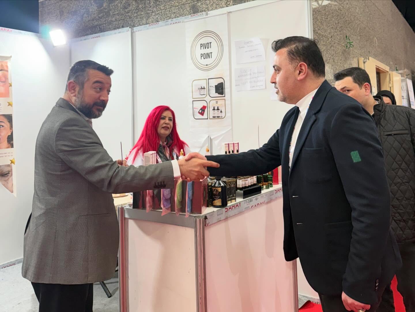 Aydinli Kuafor Ve Guzellik Uzmanlari Antalya Guzellik Fuarini Gezdi 639132 0C3418B9Fdfcccbac07Cda88D8F12743