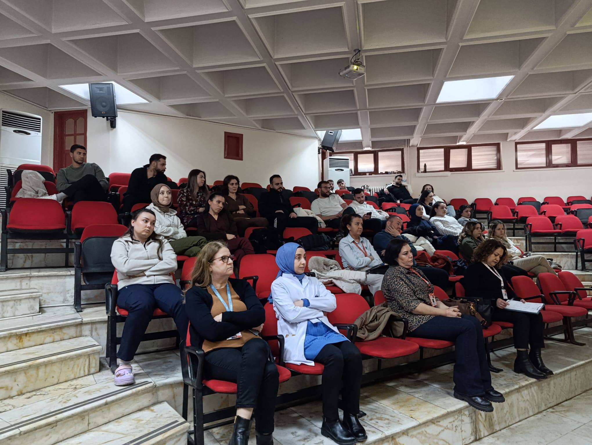 Aydinli Saglikcilara Organ Bagisi Egitimi Duzeltme 641105 1209E96607B99E63Ab1354B6Abf1Ea16