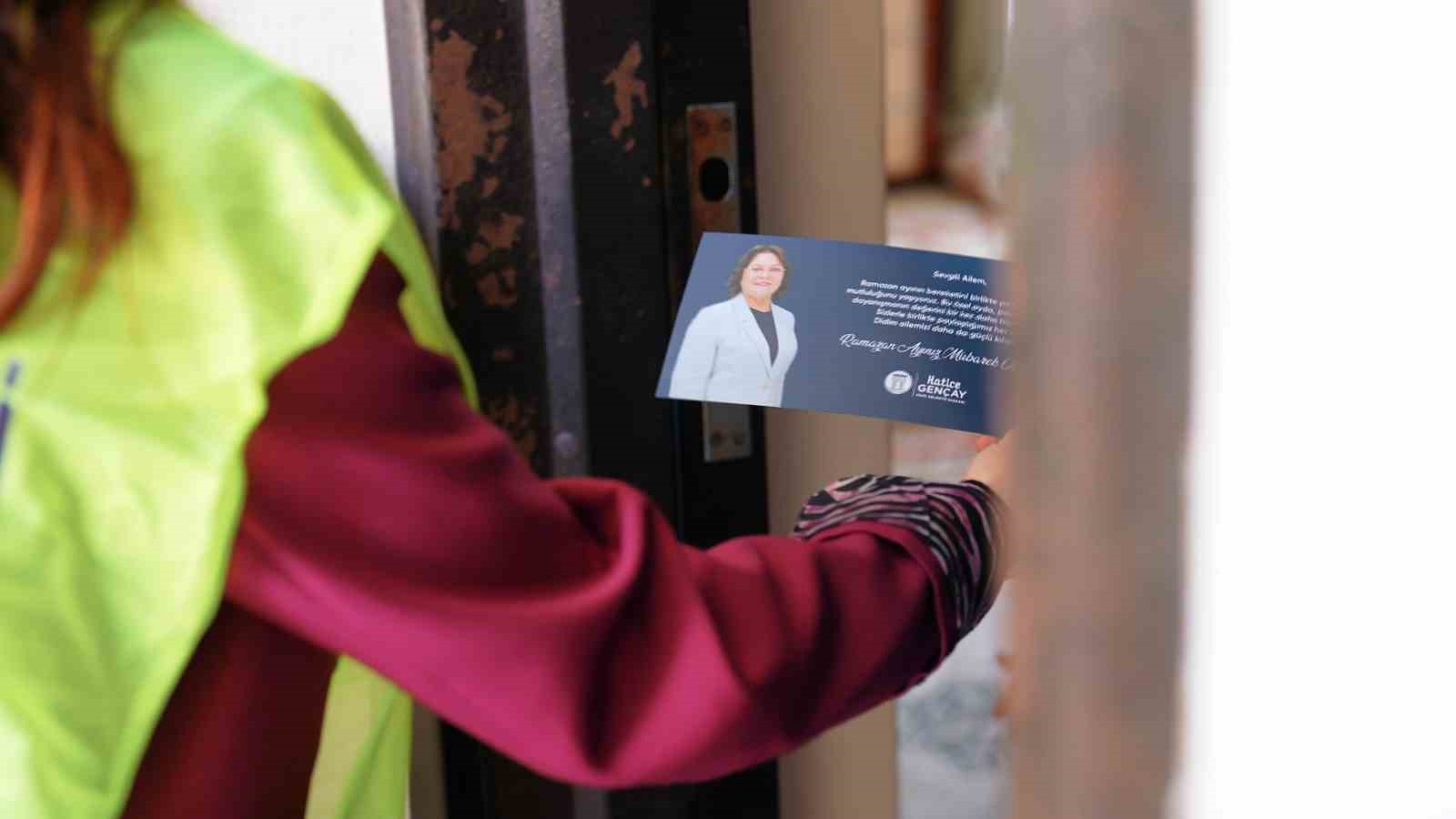 Baskan Gencay Ramazanda Sofralarimiz Paylastikca Guzel 2B280B400D2885827E197C883A75162A