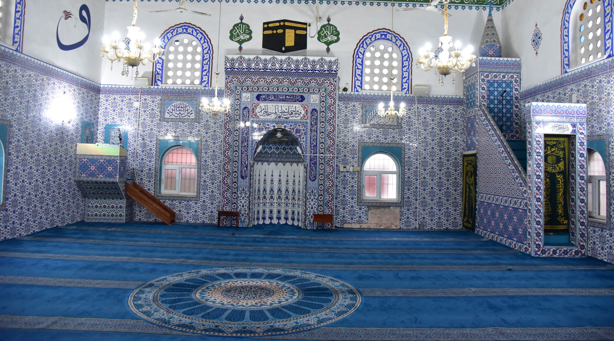 Baskan Kayadan Berat Kandili Oncesi Camilerde Temizlik Seferberligi 635372 Ada756877Ccc69D8Ee907A5748B250A7