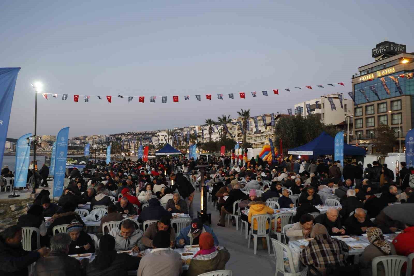 Binlerce Vatandas Aydin Buyuksehirin Iftar Sofralarinda Bulusuyor B34Aeb0420D9240Fa2537043D66Aca1B