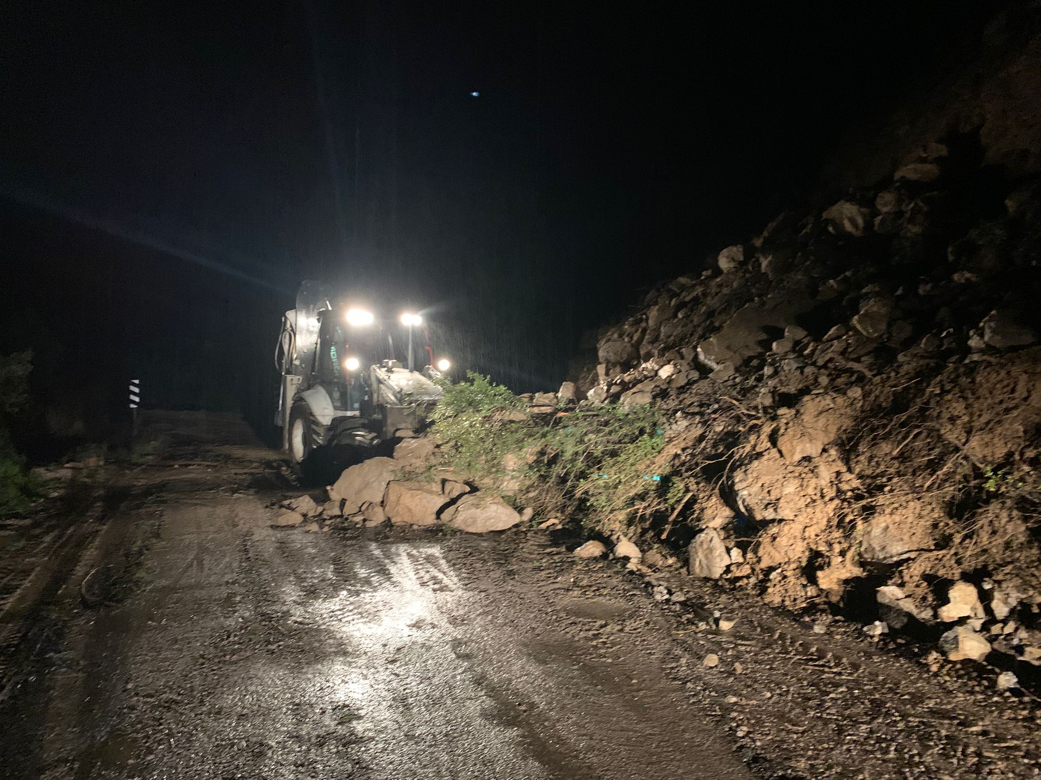 Bsb Heyelandan Kapanan 42 Yolu Acti 639327 058257Be3773A11E0Fd39B28Ba38466B