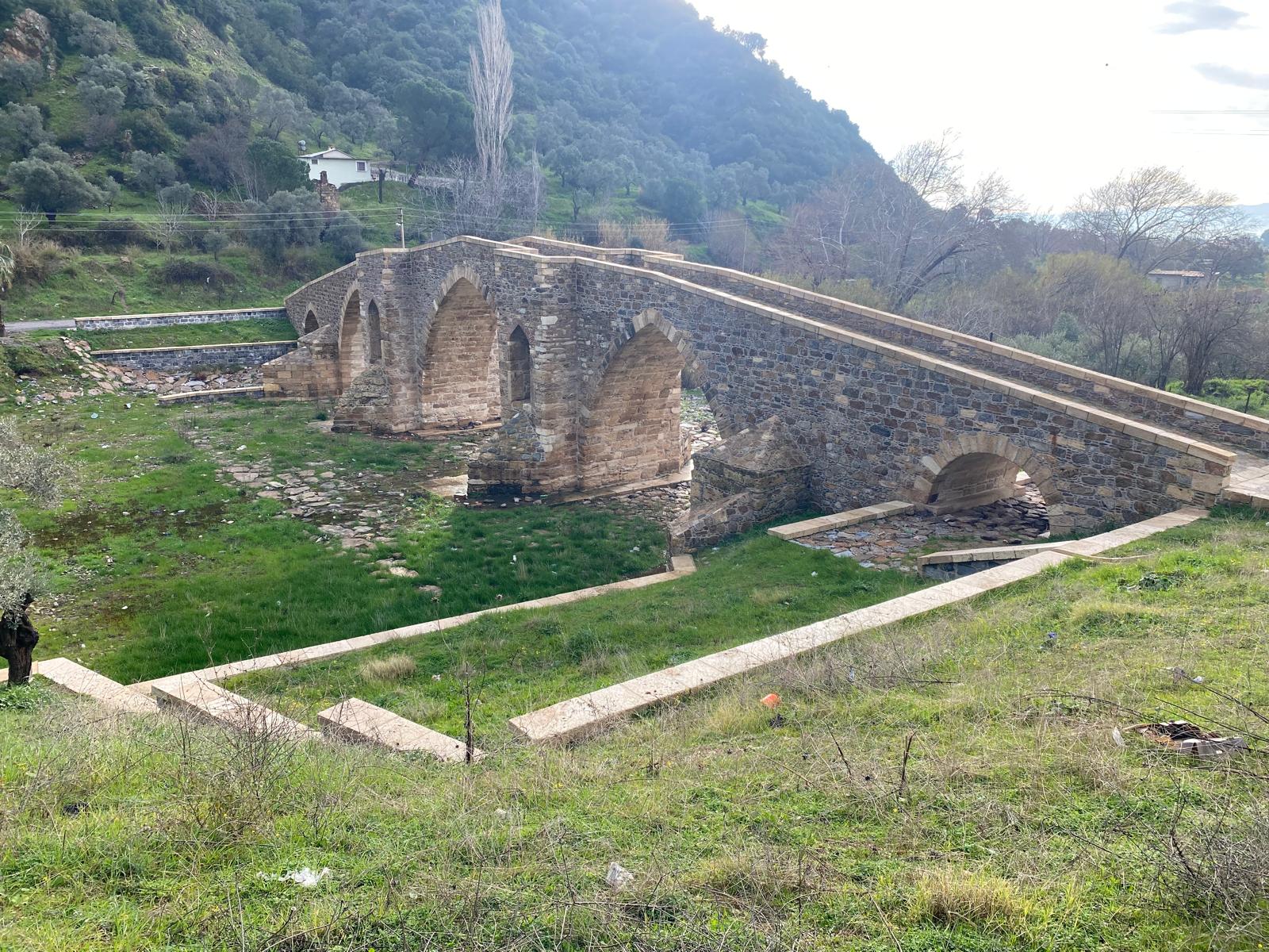 Bu Kopru Suya Hasret Kaldi 638180 91Ec1Aae5Dad476Ed08Ac85B78943Cf2