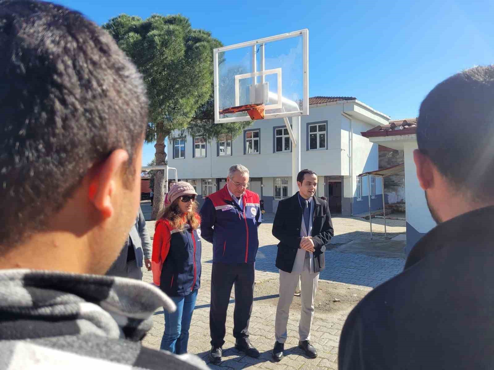 Buharkentte Kursiyerler Zeytin Agaclari Basinda Ter Doktu 8394Ec7A675070E074E53374B442Eb44