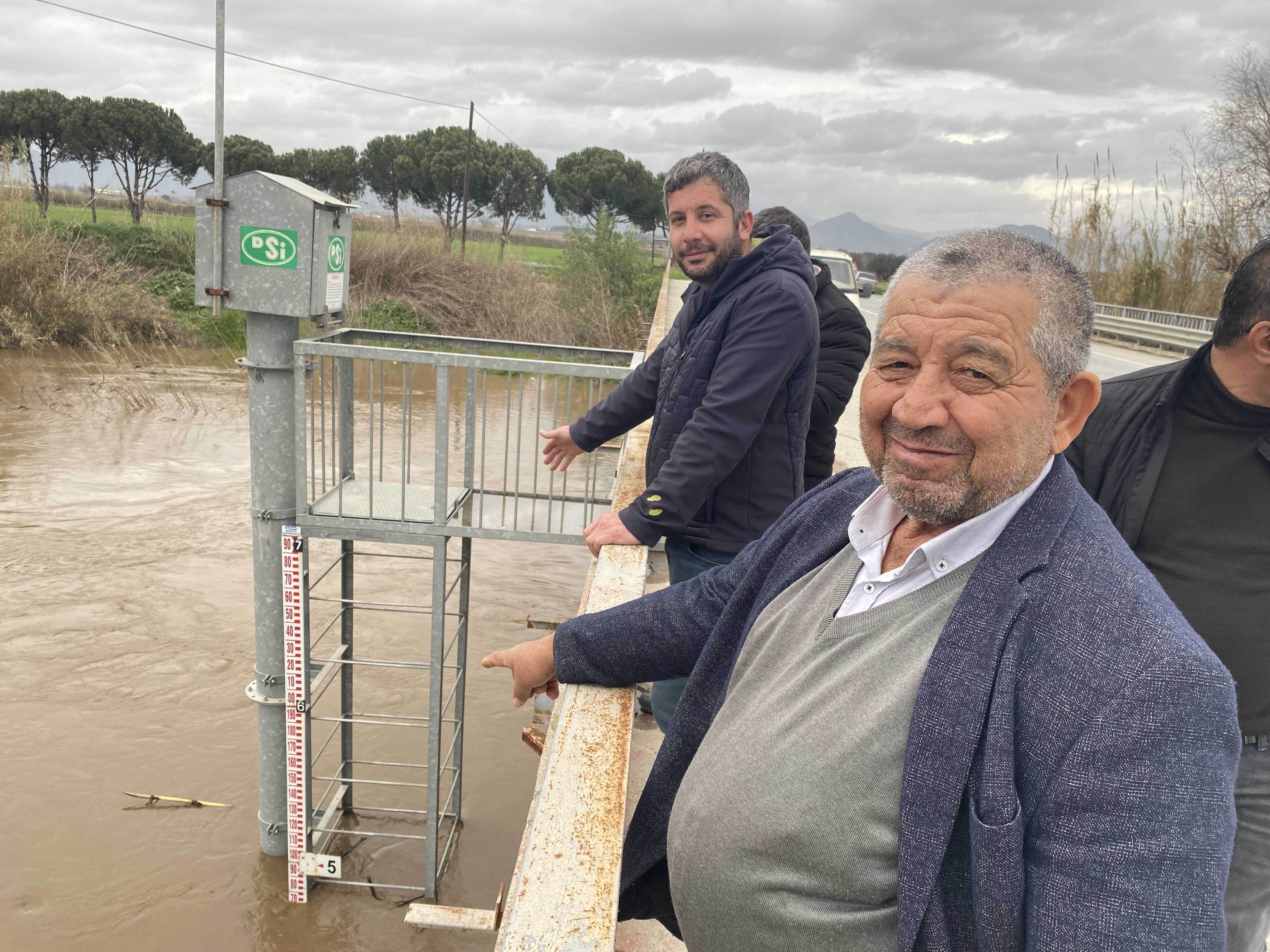 Buyuk Mendereste Su Seviyesi 5 Metreye Dayandi 636753 Dfea2313Da8Bf91824Bf3Ca9960348F3