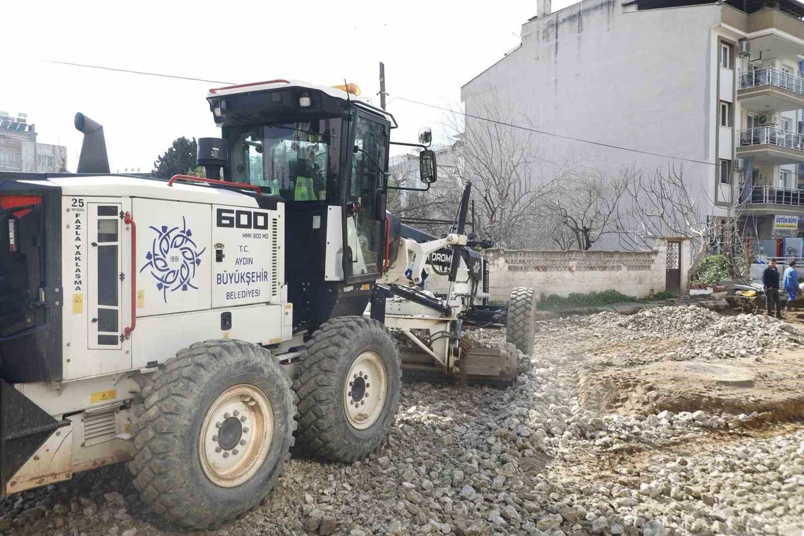 Buyuksehirin Yol Yenileme Calismalari Suruyor 4130E4Aa97806606Fc333B7Eb51672A8