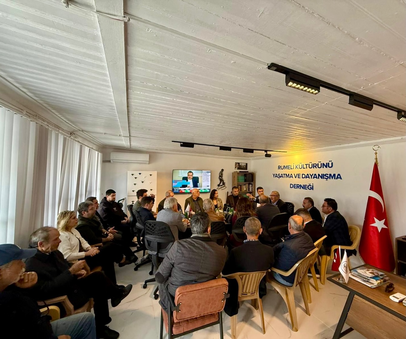 Chpli Bulbul Didimde Net Konustu Sokakta Olmayanin Bu Partide Yeri Yoktur 640931 3Cb199B1B82325D283Dc6531A4C4B199