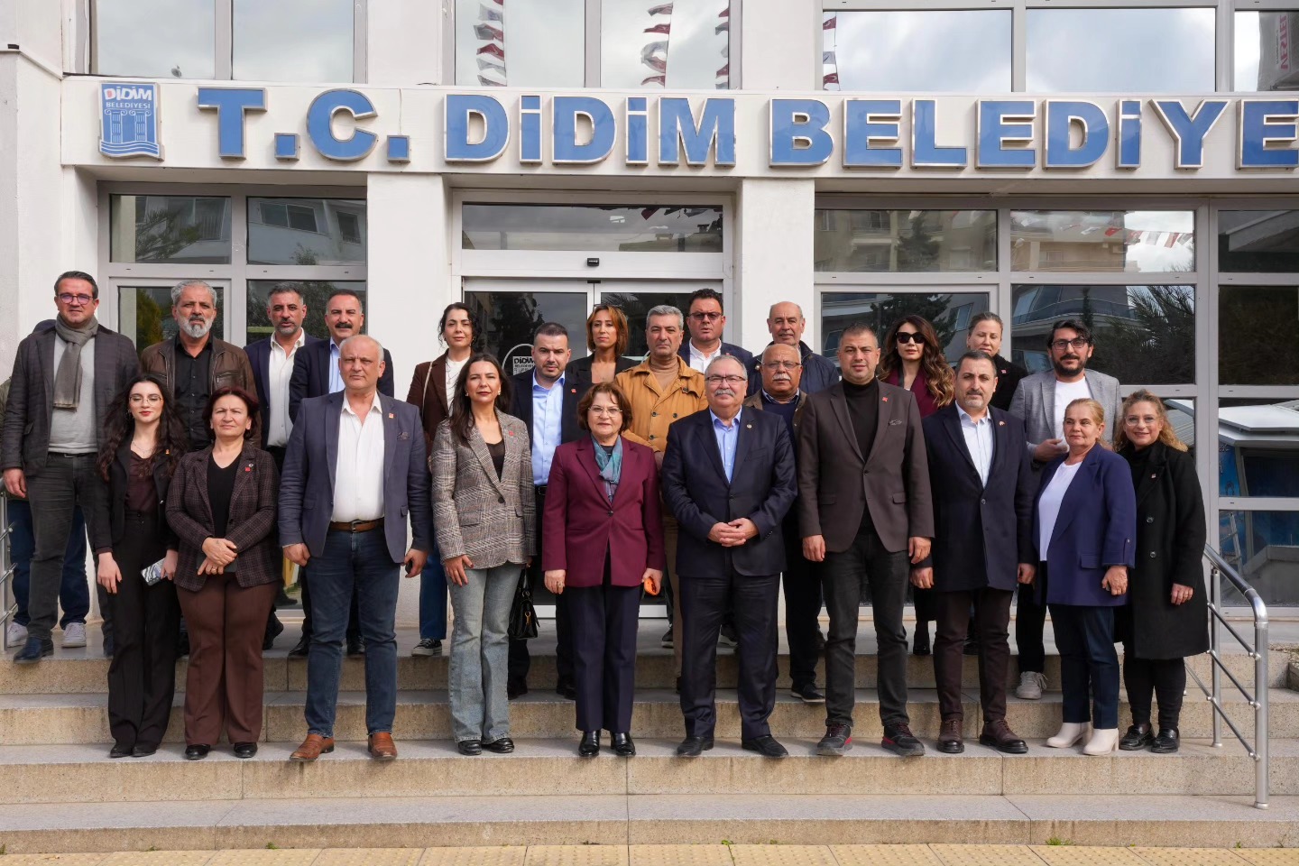 Chpli Bulbul Didimde Net Konustu Sokakta Olmayanin Bu Partide Yeri Yoktur 640931 Ea5C277B378047A421Ef5B24F06Cbf12