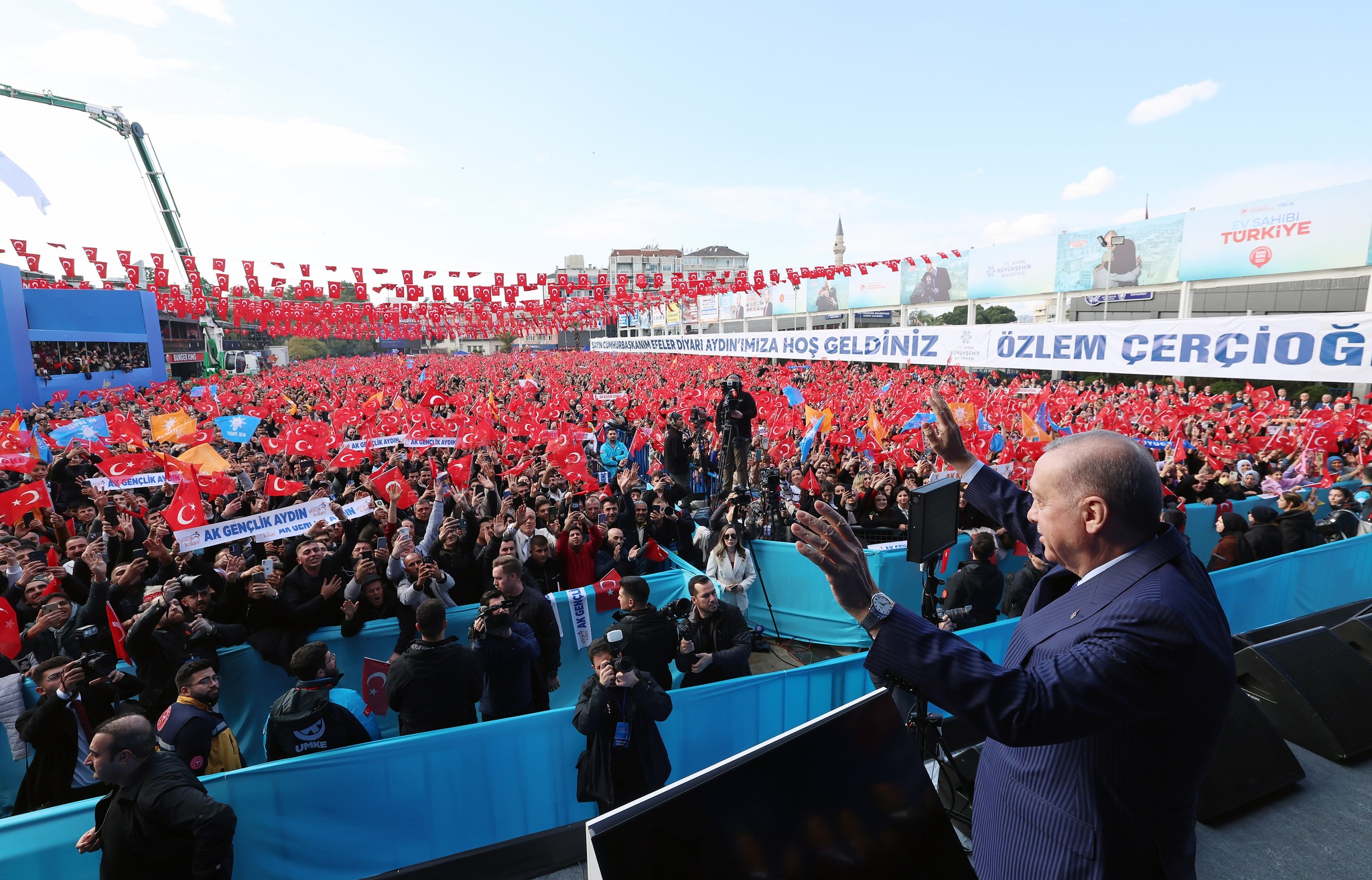 Chpli Saatcidan Carpici Aciklama Mitingde Kamera Kaydi Alindigi Iddia Ediliyor 635371 Ba7Ee29668Ca42Ea6A2865Bb6A2C1B20