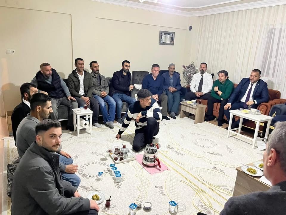 Cihangiroglu Muhtarlar Ve Kanaat Onderleri Ile Iftar Yapti 643030 538D9457Baf9193Ad1C8317E61C05937