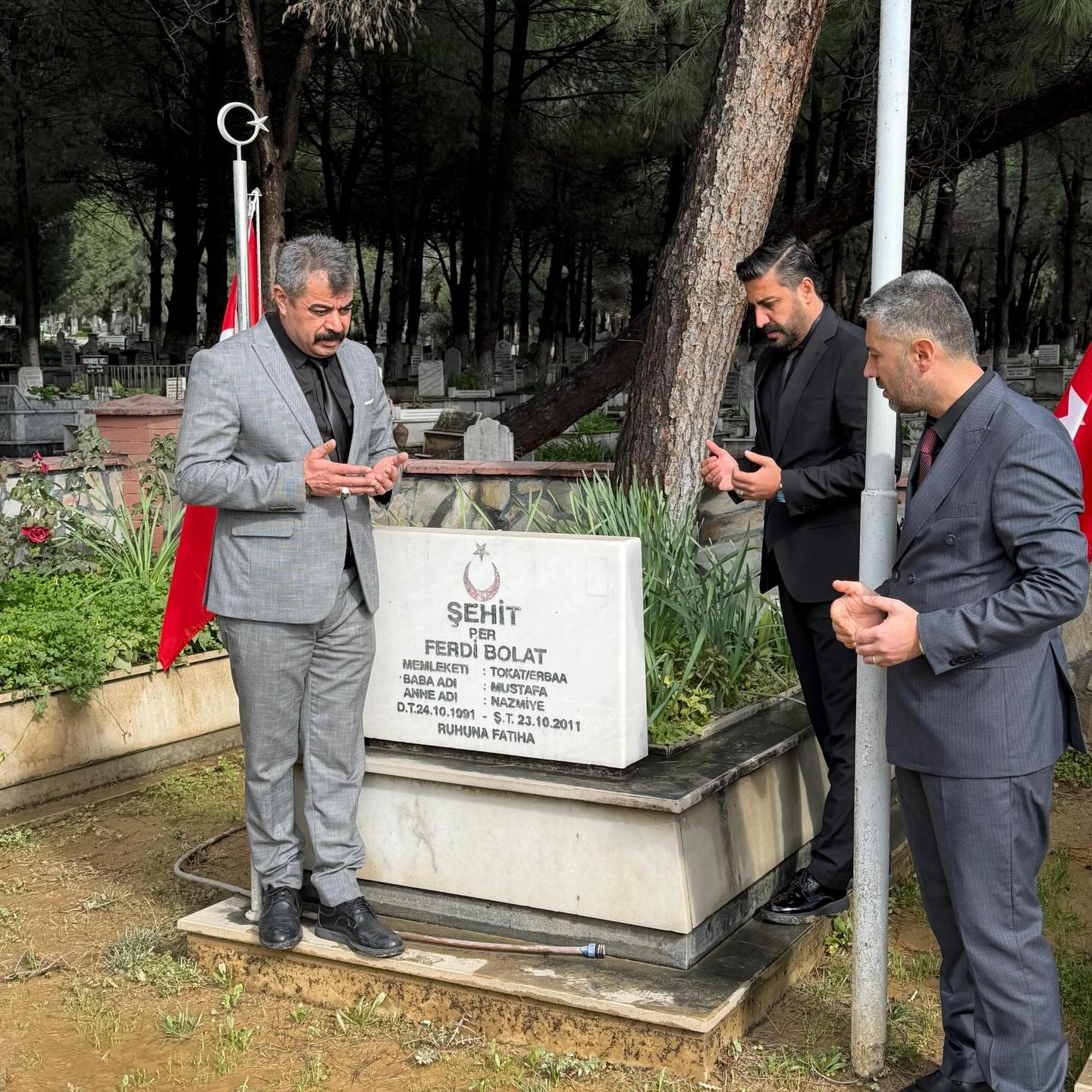 Cihangiroglundan Sokede Anlamli Ziyaretler 635032 7018B0C2Bb5E0Cde4C761D7A3Fc0430C