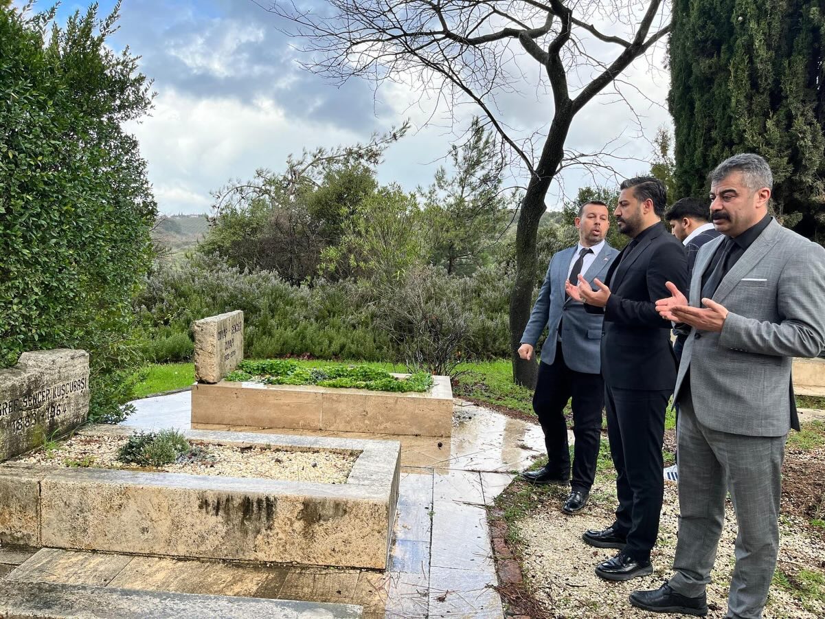 Cihangiroglundan Sokede Anlamli Ziyaretler 635032 Fa27Acc195Ccd91C40F4550F1110B0A0