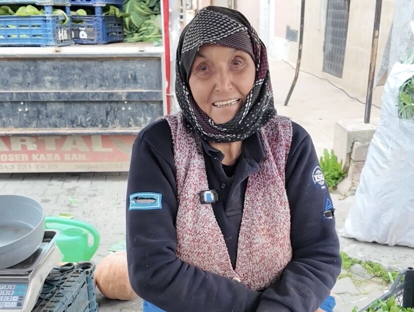 Cumartesi Pazarinin En Neseli Ismi Ummuhan Tembelo 643110 4D00Cf1B3Cd914A5E6D73D1Cc6755A36