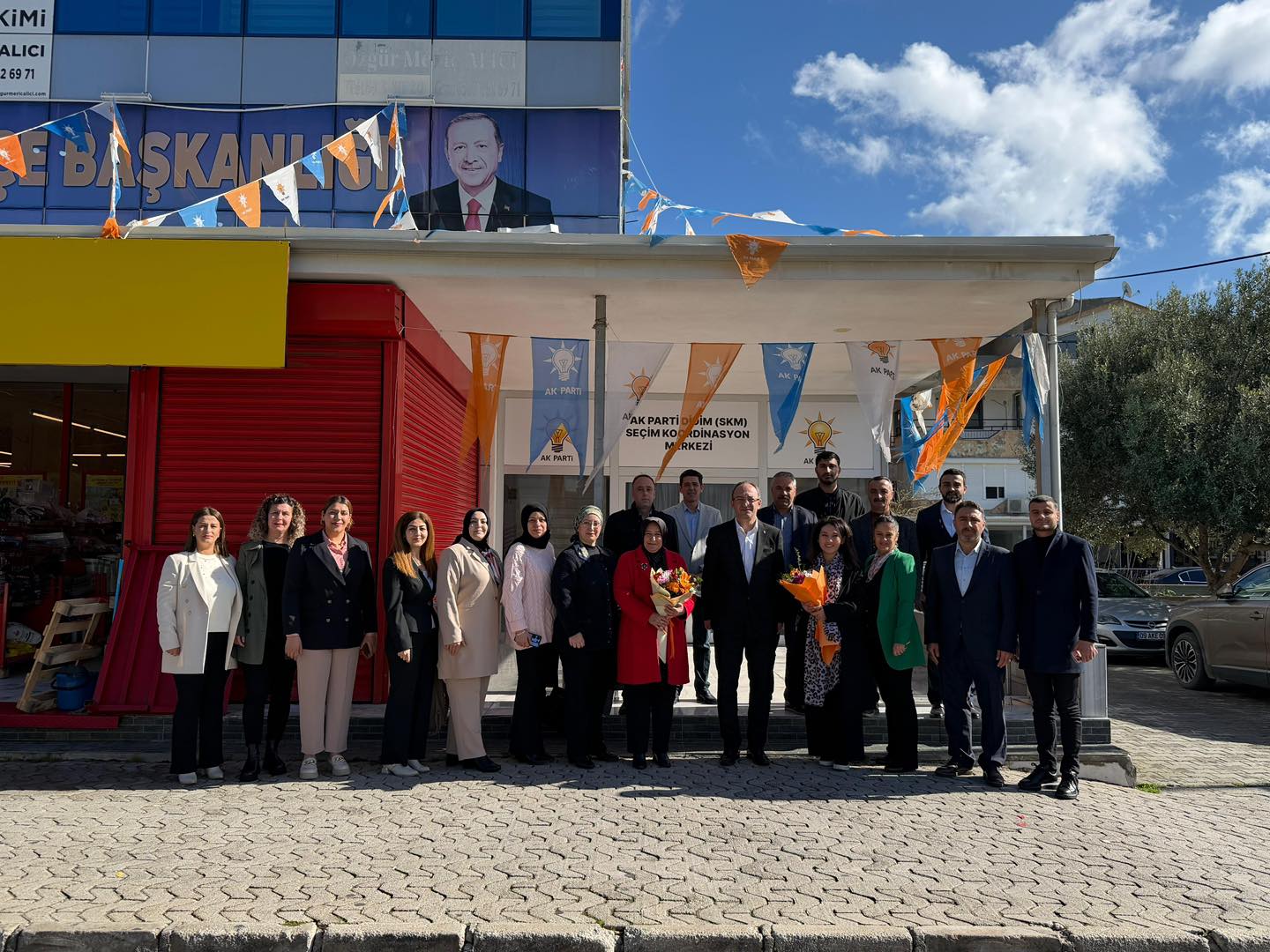 Didim Ak Partide Kadin Kollari Baskani Icin Temayul Ziyareti 638941 97258E37E2Ecc28E56531C84Fa8037F0