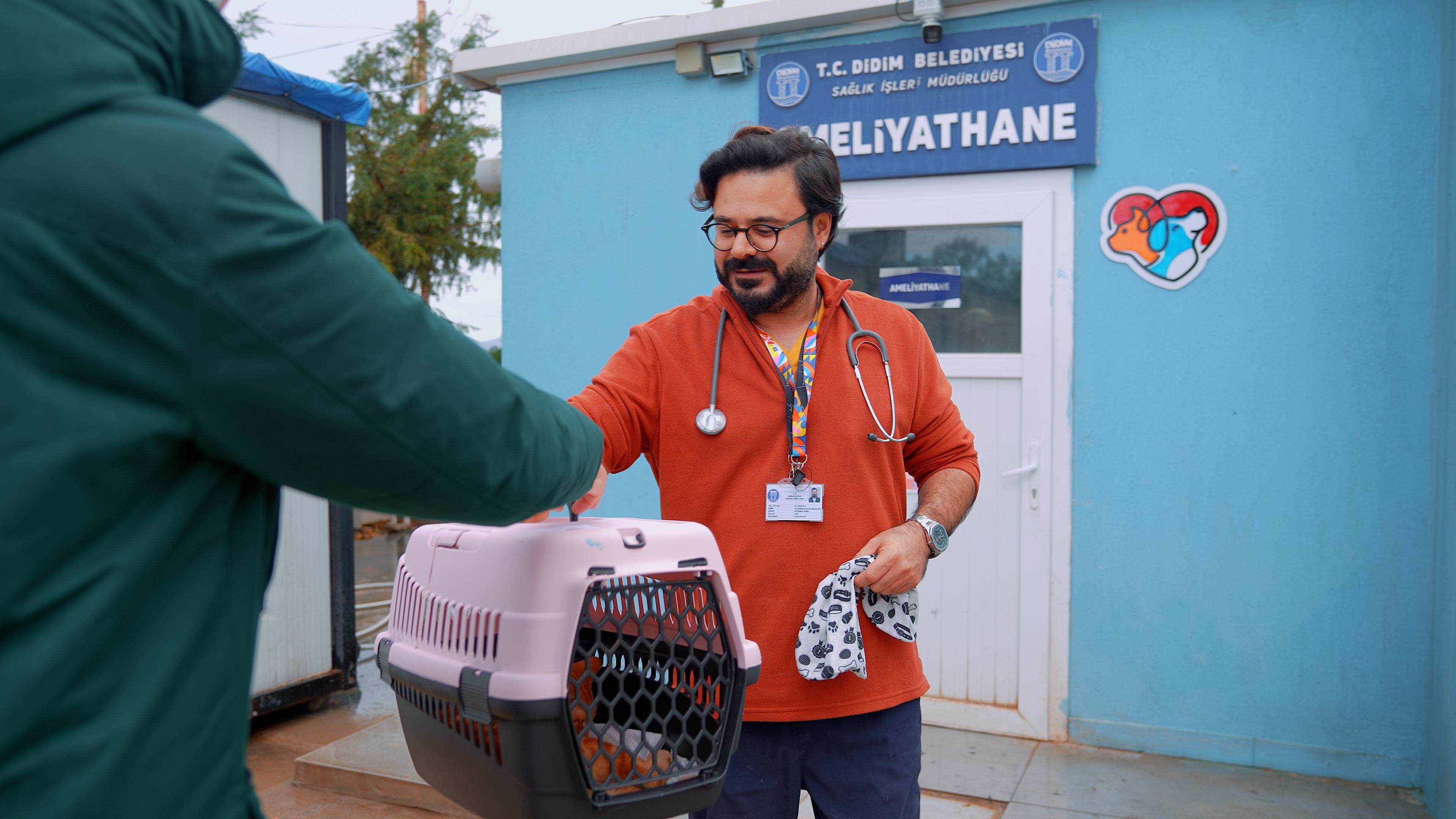 Didim Belediyesinden Can Dostlara Sevgiyle Hizmet 635020 76Fea858B578703810074360Cad038Dd