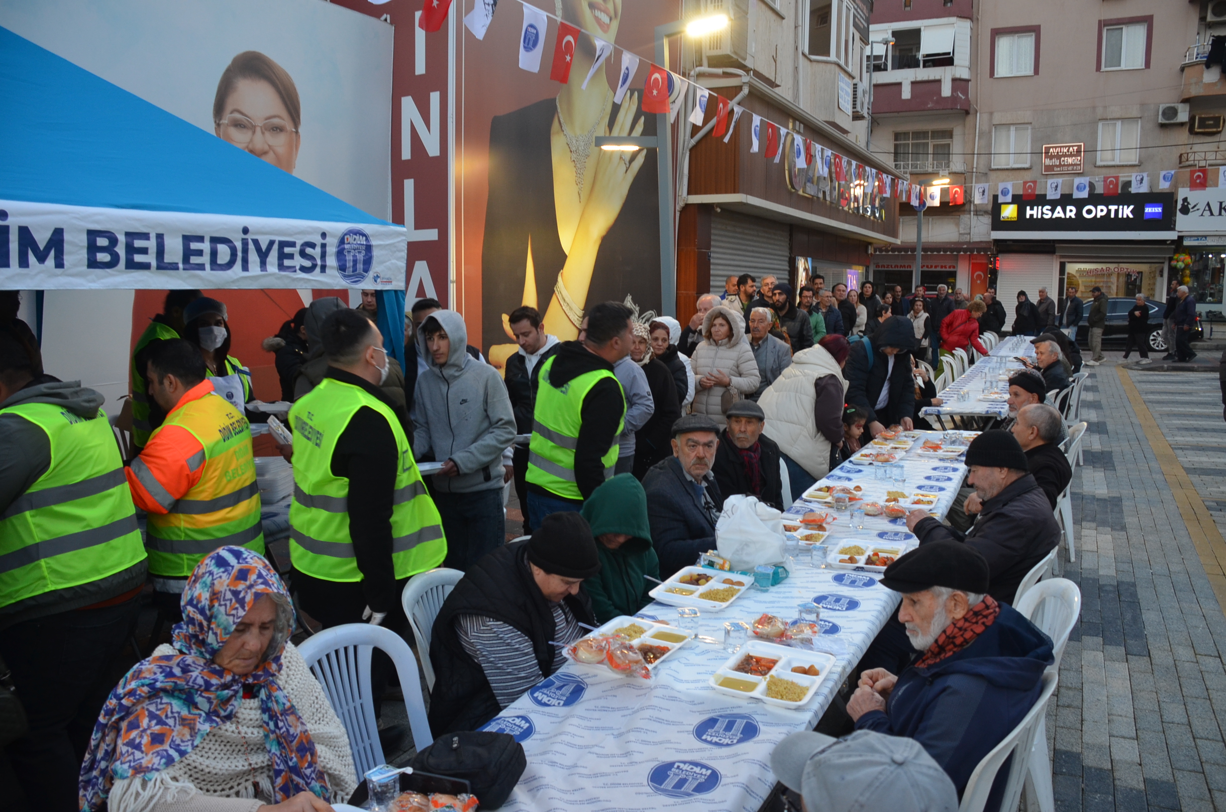 Didim Belediyesinden Ramazan Ayinda Ilk Iftar Sofrasi 640592 C2D99157F3Cb0Ad9Cf84172B6116A32A