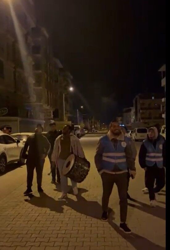 Didimde Ramazan Davulcusu Uygulamasi Yeniden Basladi 642063 77145Fdef4615Bd583445E42Dba9Eb90