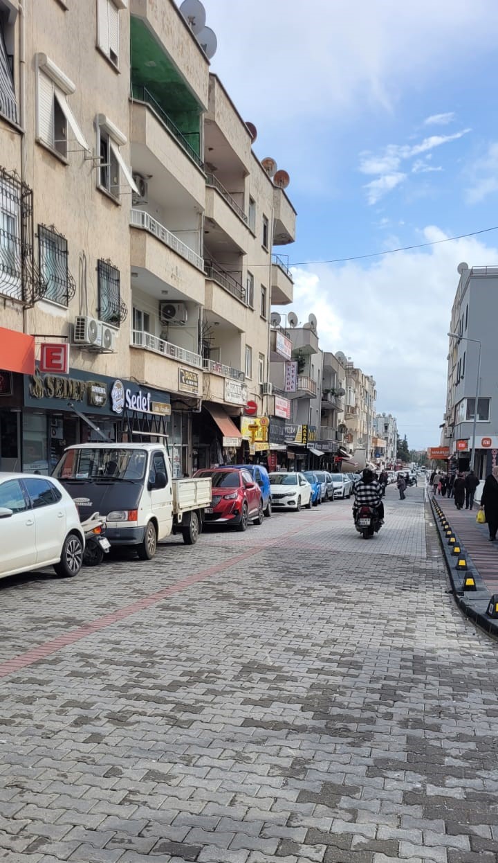 Didimdeki Tek Yon Uygulamasina Bir Tepkide Selanik Caddesi Esnafindan 636914 383Bc555132E512090C25867102D7F9F