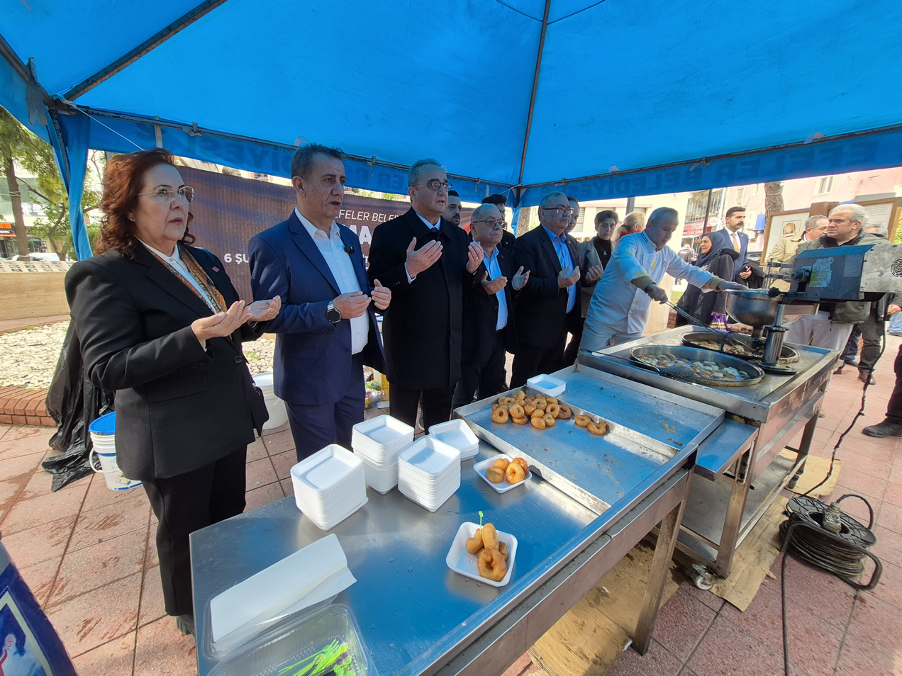 Efeler Belediyesinden Depremde Vefat Edenler Icin Lokma Hayri 636656 Ee32F4Faf94Bf4483E64E0B52A4Ae050