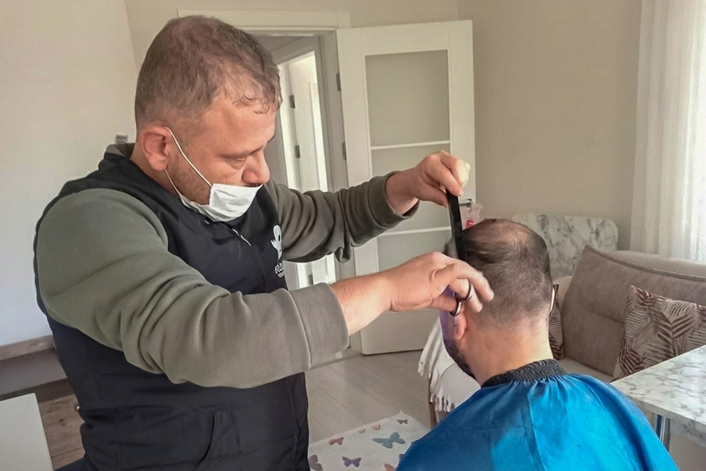 Efeler Belediyesinin Evde Bakim Hizmeti Suruyor 3F36460Db9073C3464735C137Ea0Fcc9