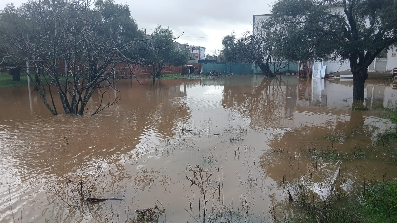 Evlerine Giremiyorlar Yardim Istiyorlar 638713 C61A6Aff124616091D8Af94B955089C1