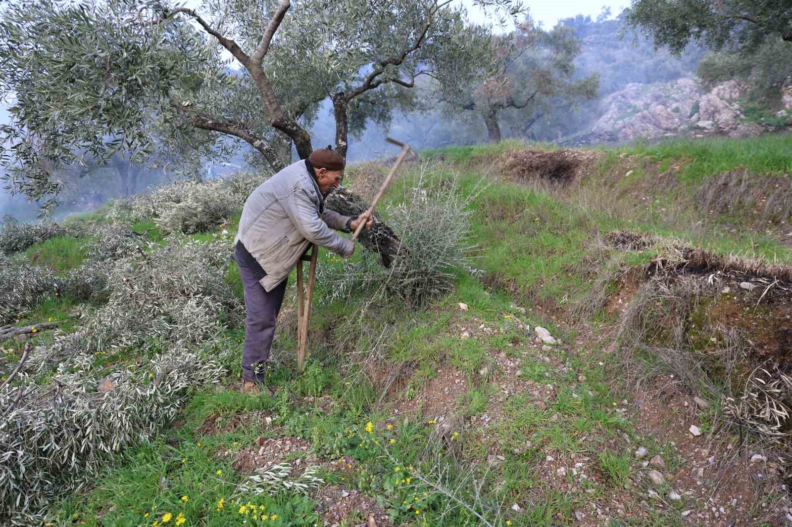 Film Sahnesi Degil Gercek Hayat B94Fdfc4B39E9Dc48F103407C581555D