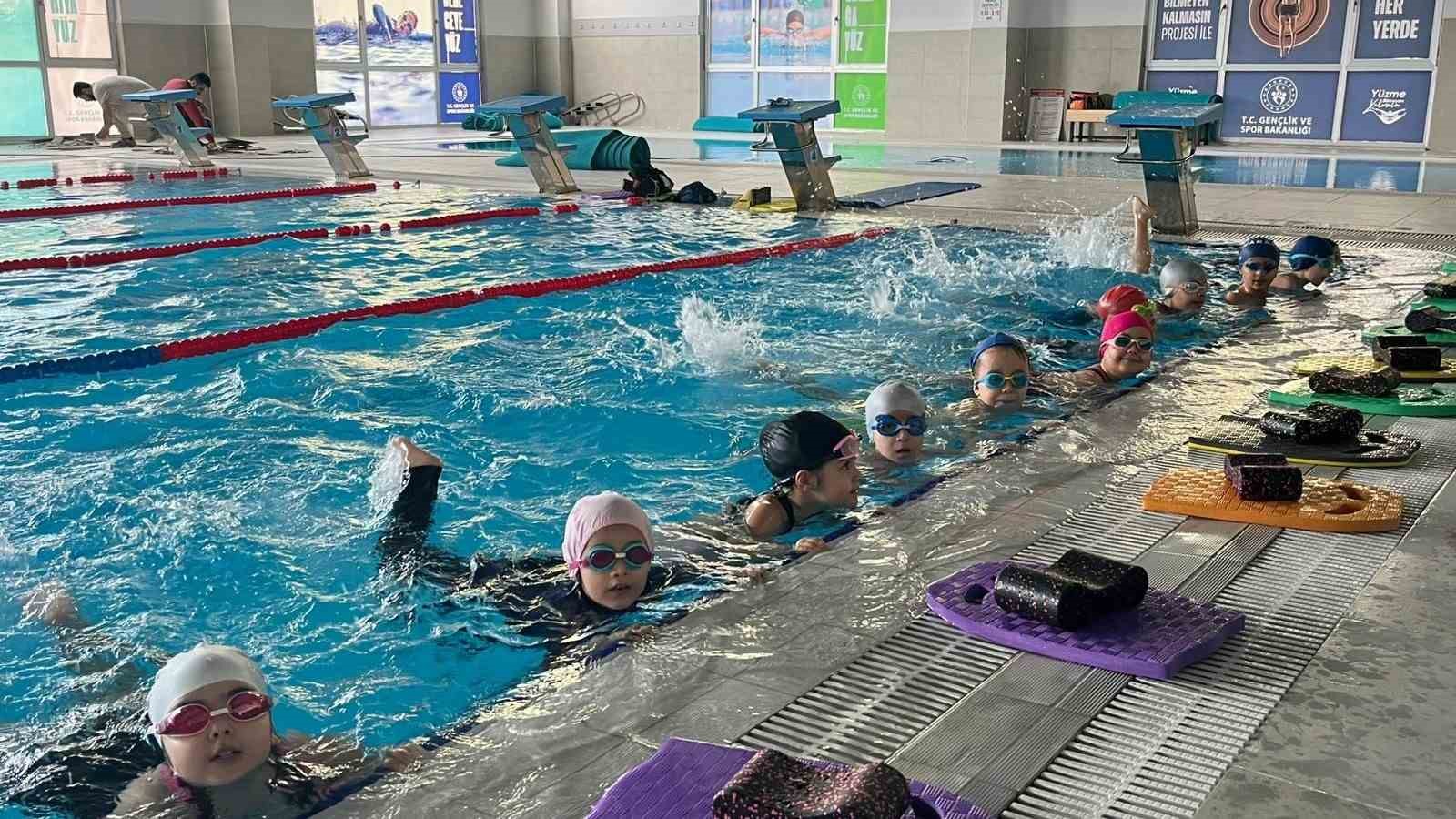 Gelecegin Yuzuculeri Aydinda Yetisiyor 3Be8100966197C8Bf50097B637Cf54D9