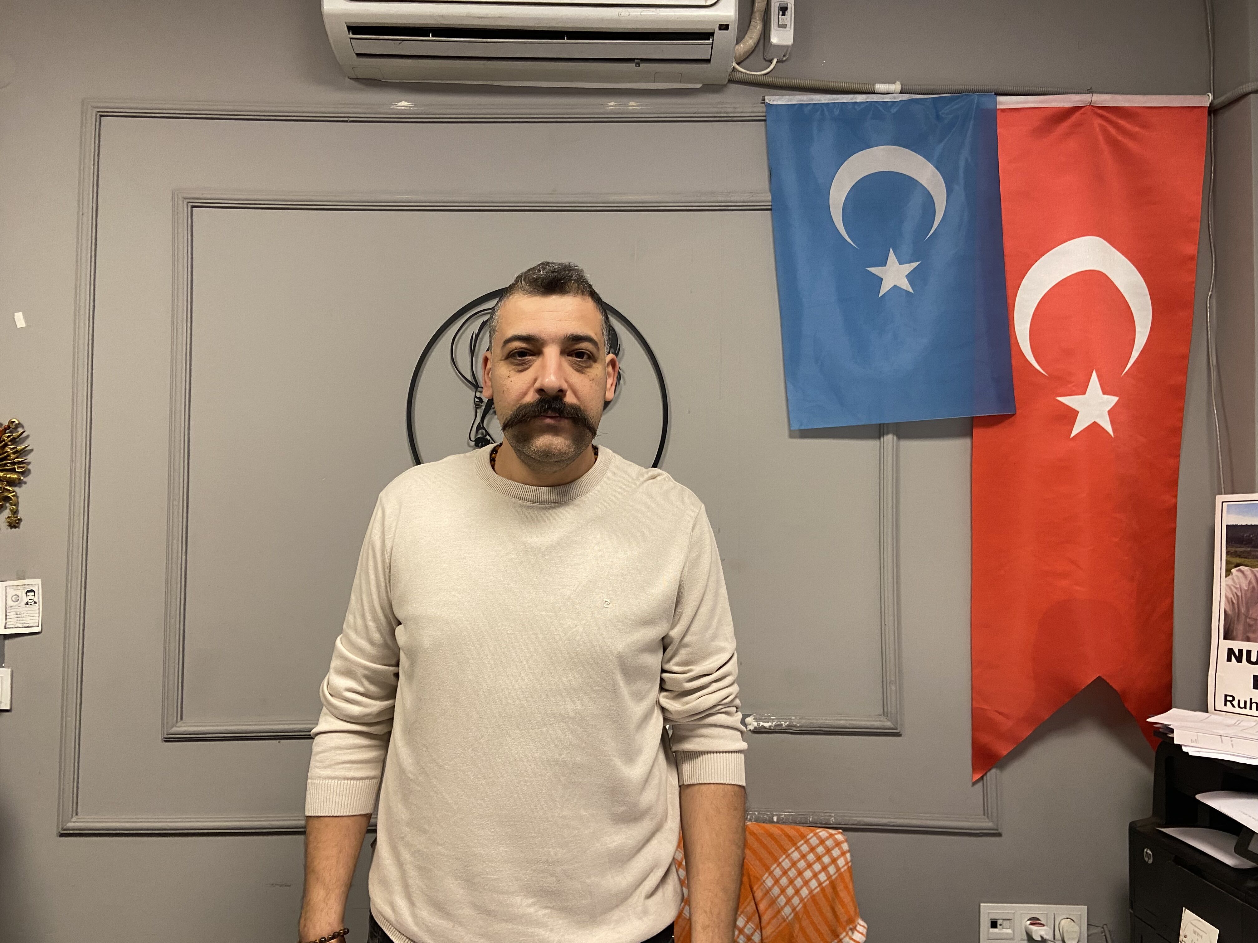 Aydınlı muhtar setlerde
