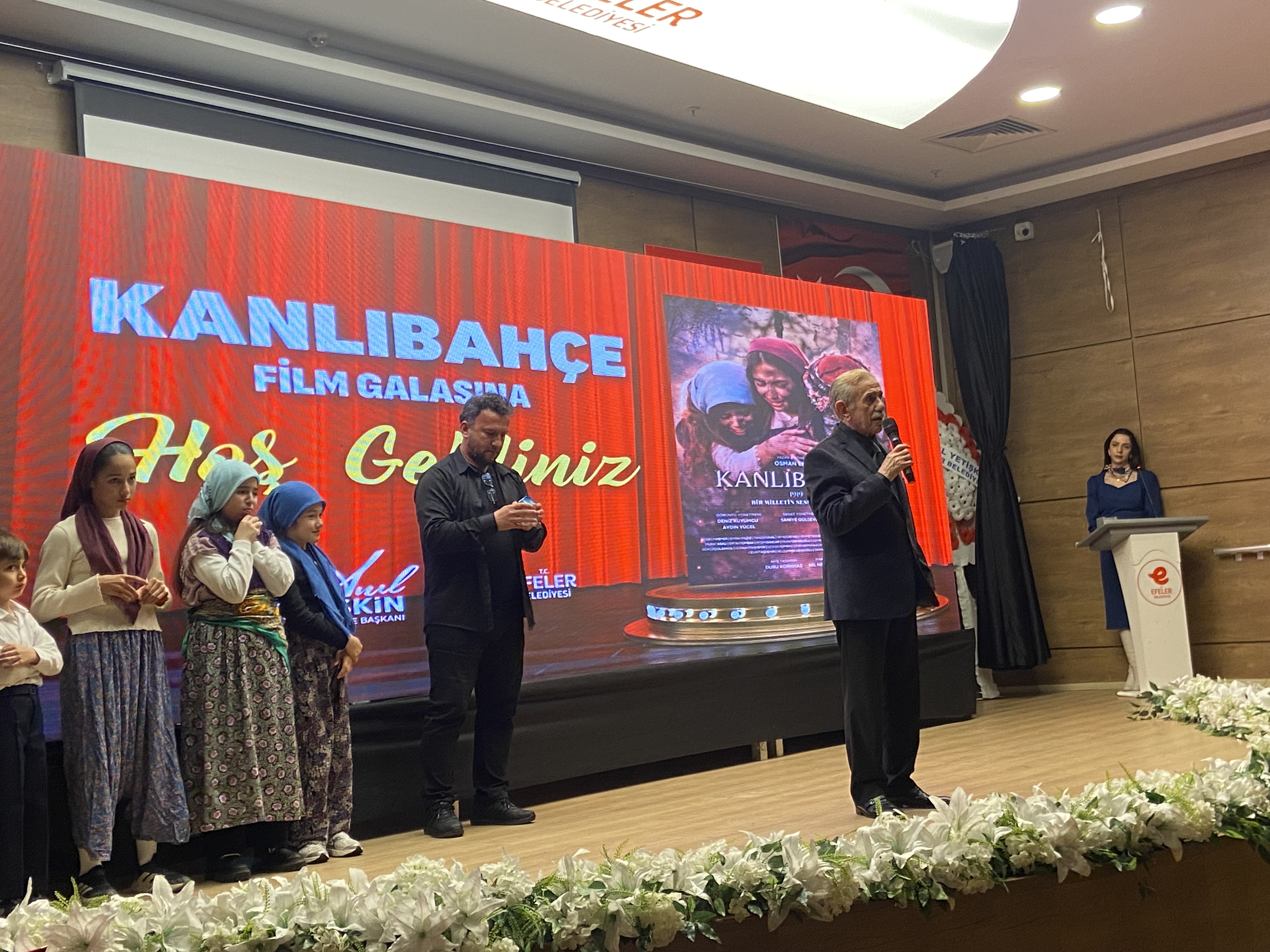 Kanlibahce Filmi Aydinda Gala Gecesinde Izleyiciyle Bulustu 639902 0786Dc655038Bd4D2Bf4831F89F0F919