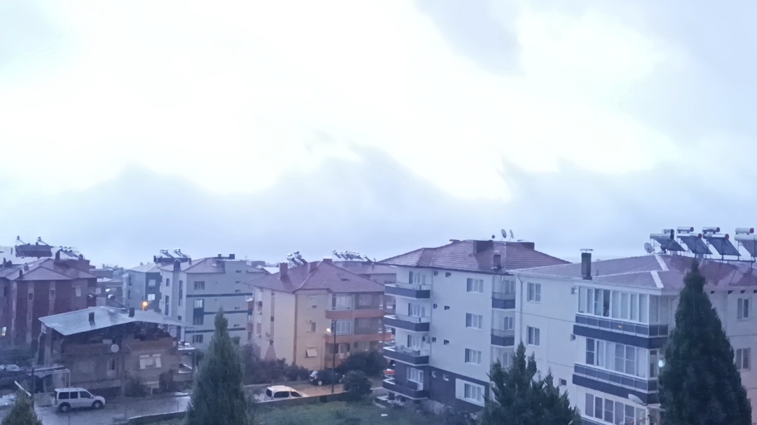 Karacasuda Gece Aydinlandi 635190 9C1D778A2Bc30C19Ad9675F74Ec2067E