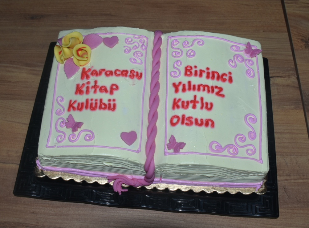 Karacasuda Kitap Kulubu Birinci Yilini Kutladi 637087 D212F28A539Ab5620E69082Abc5E47C6