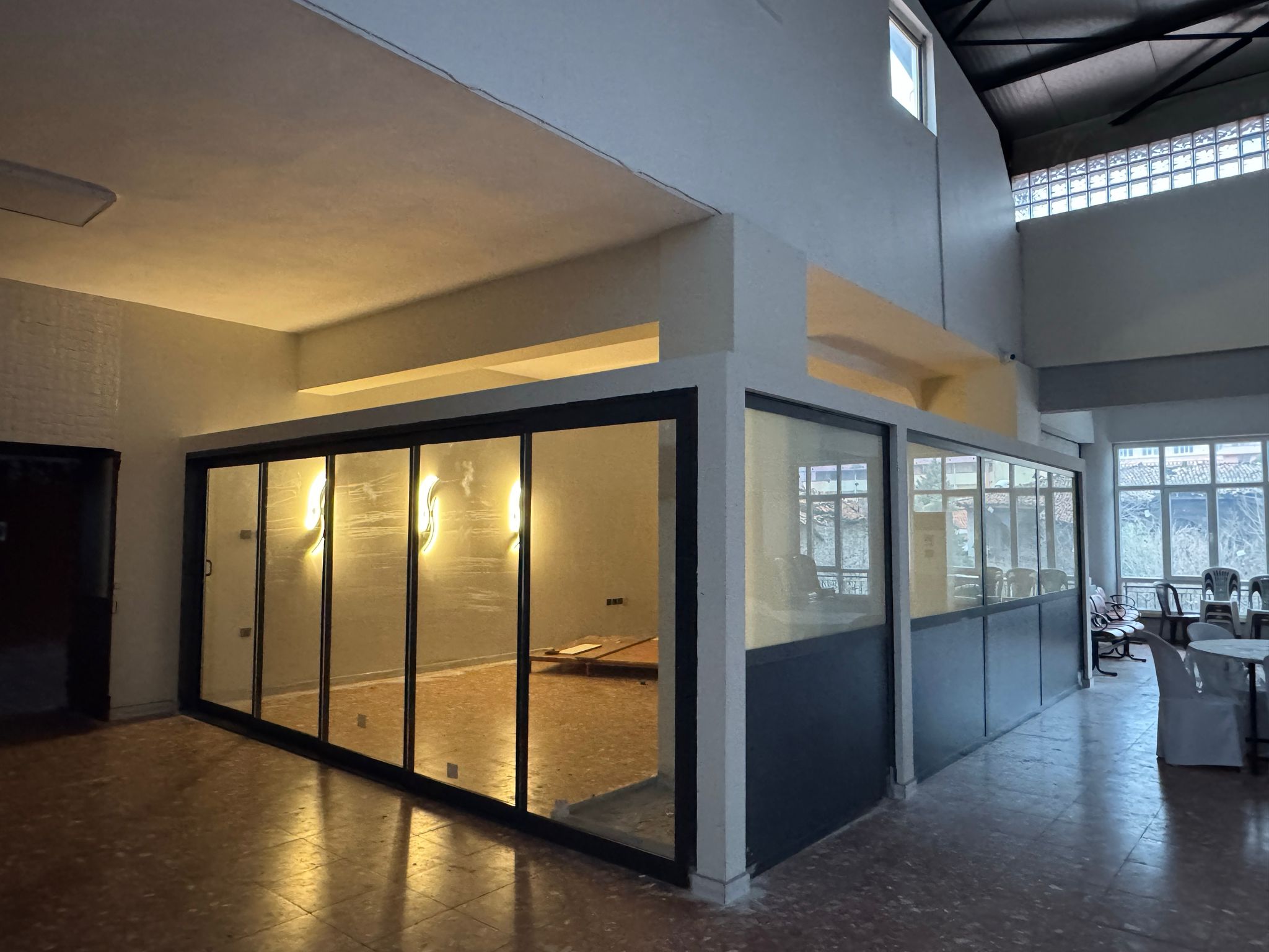 Karacasuya Modern Nikah Salonu Kazandiriliyor 637661 5E252Dd49Ac600A78Aa695Ef4E52B92F