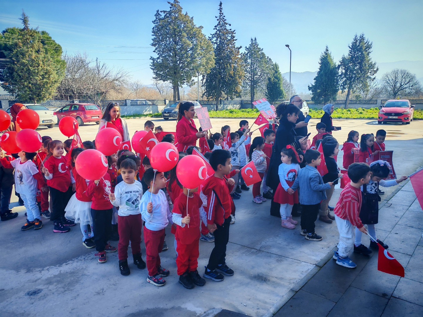 Karpuzluda Miniklerden Bayraga Saygi 7E761D314C483E4B17Fcada9225A1E9C