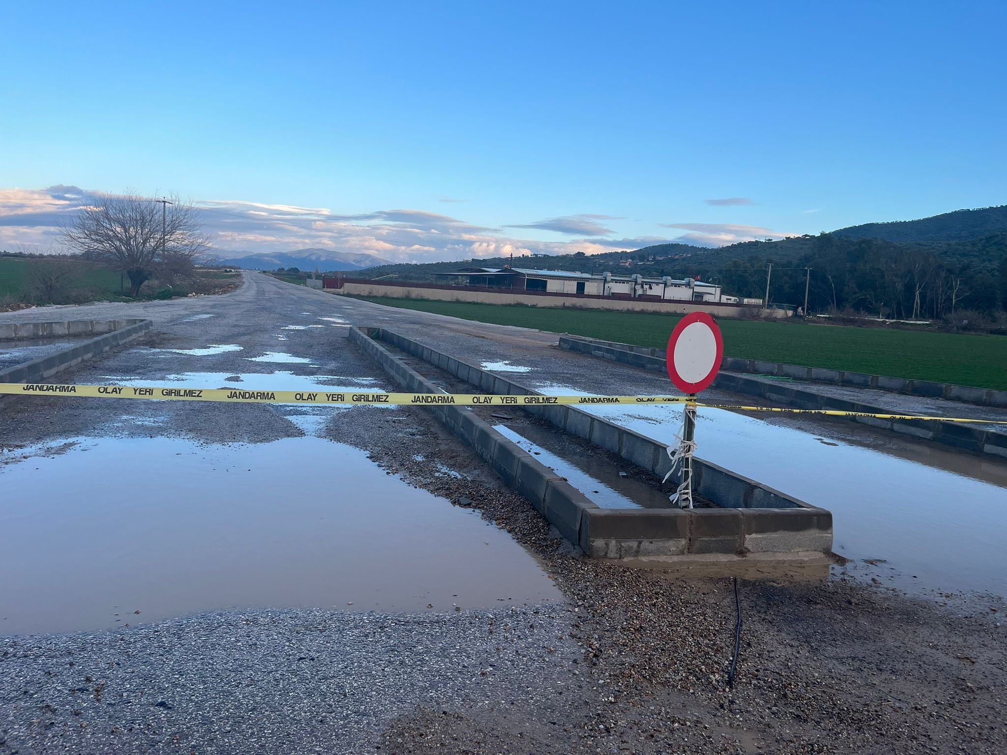 Kocarli Turizm Yolu Trafige Kapatildi Denetim Ve Ceza Geldi 635537 Dc4B774225E75B3F0Aa9Dce57788627D