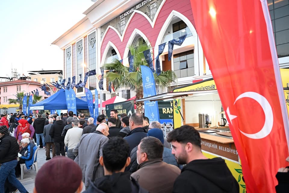 Kocarlida Buyuksehir Iftarina Yogun Ilgi Buyuksehirden Kocarliya Tesekkur 641332 Bc061C2E3B33F4Df98C2F9102Bda6Bbd