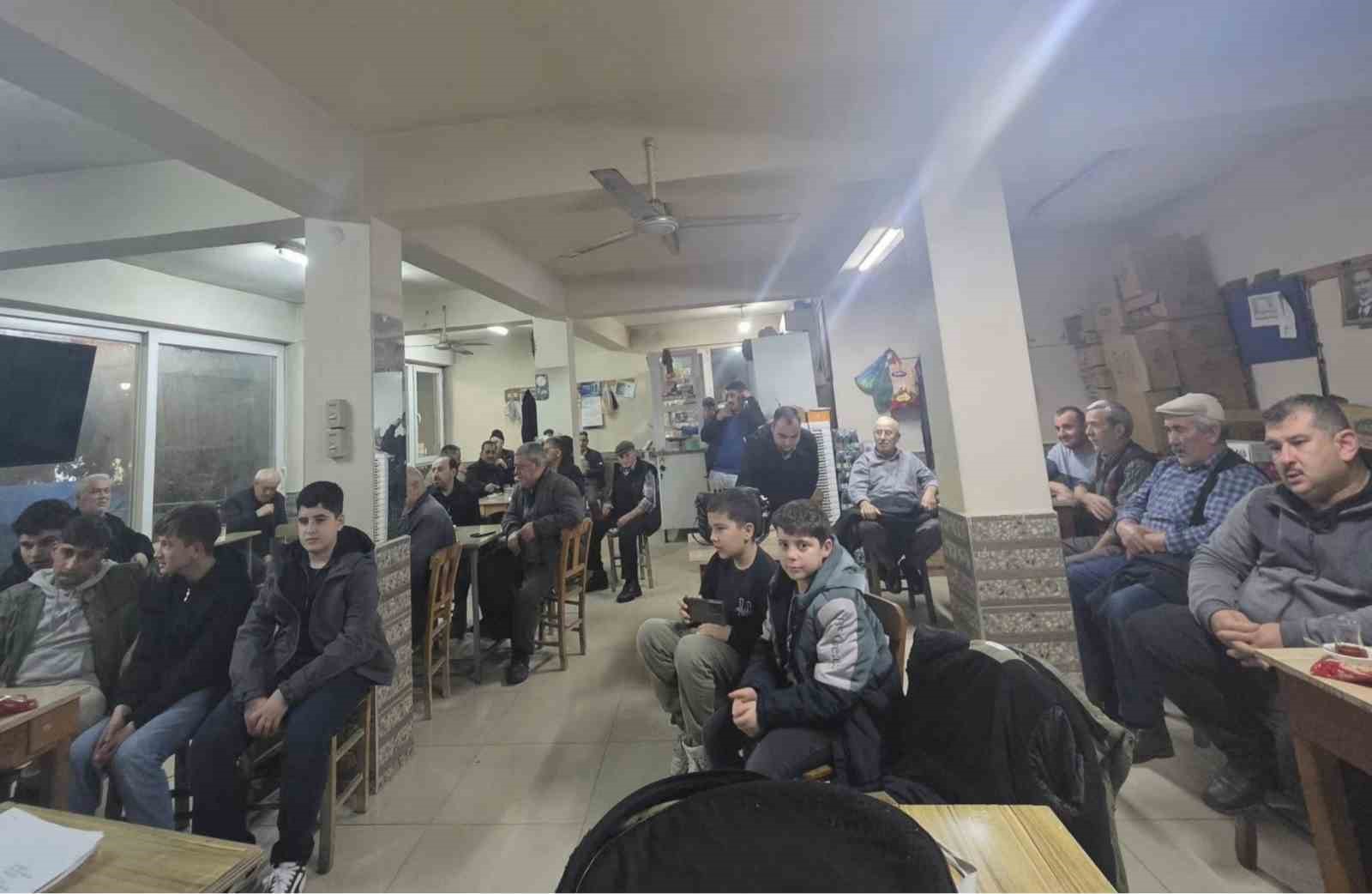 Kosk Bascayirda Maneviyat Dolu Gece 1Cd2F9B5F82B45Fd1Fd53D57Efce43Be