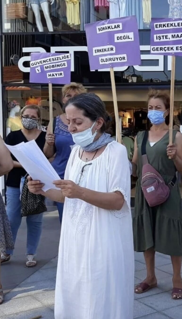 Kusadasi Mehlike Hepdemir Ablasini Kaybetti 641944 113F10554679639877Eb6Fe9B283Eee8