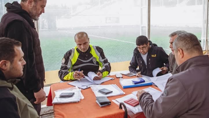 Kusadasinda Okul Servislerine Siki Denetim 639832 Fc1B56D348Fc73B0E66387Dbf66E4B04