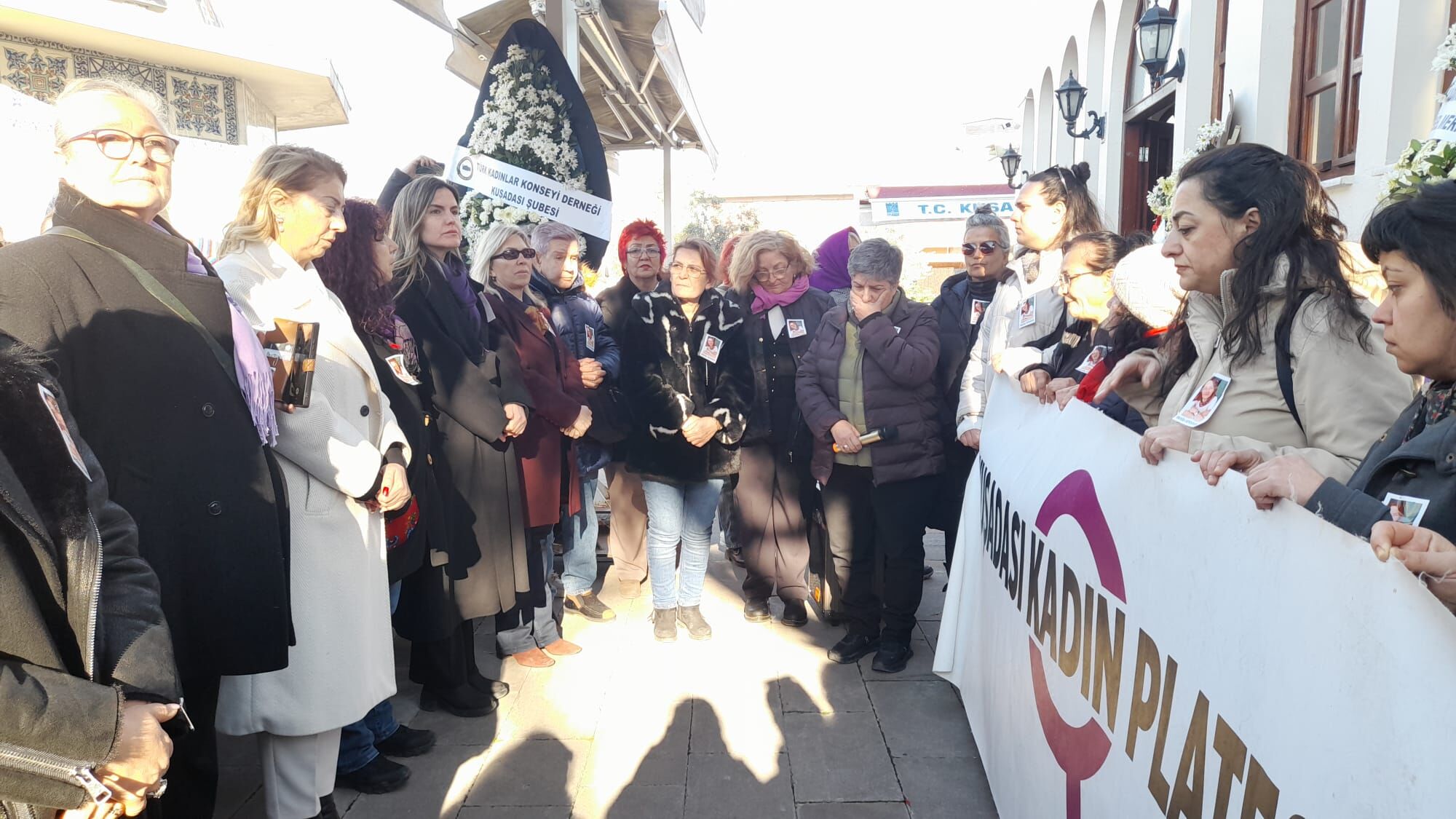 Mehlike Abla Kadinlarin Omuzunda Ebediyete Ugurlandi 642973 7Fc75Eb819E1796011387024Bfd35611