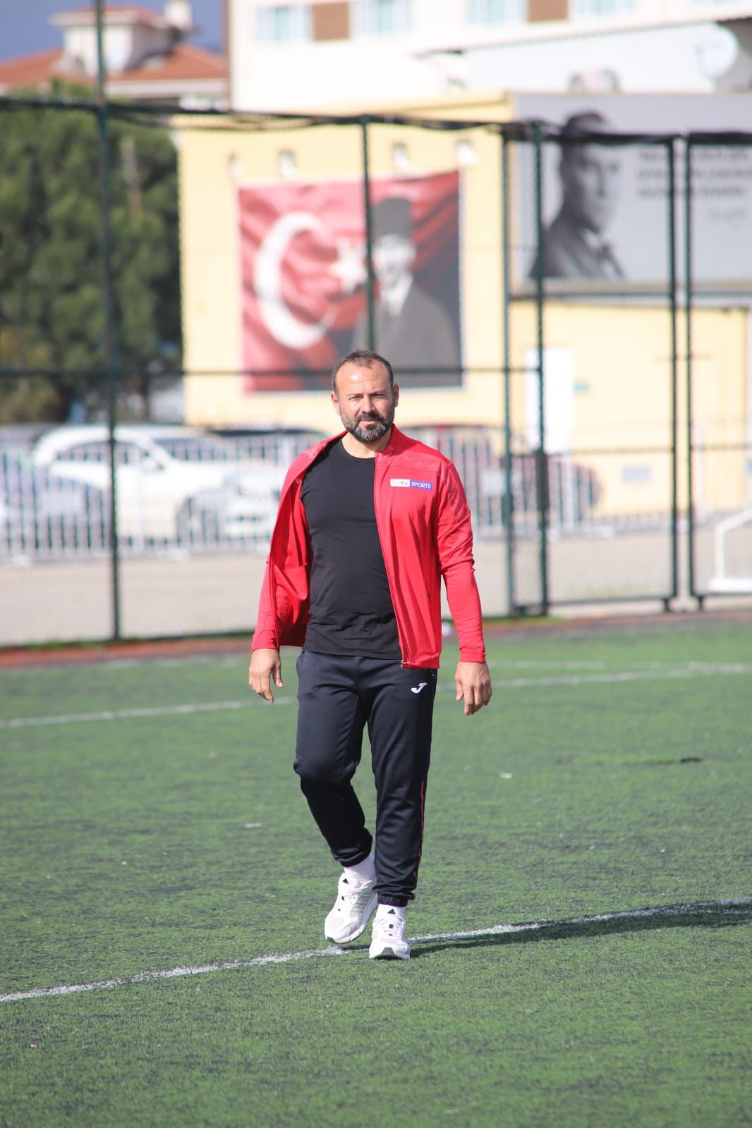 Mutluluktan Havalara Ucurdular 635050 A1F1A50279D73E7E1E41419F61B40920