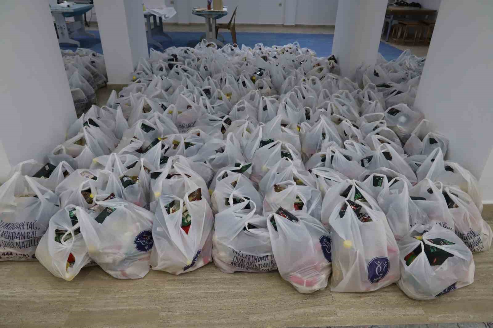 Nazilli Belediyesi Ramazan Oncesi Gida Yardimlarini Artirdi Fddbd609Ffff447235271F588Ea98F47