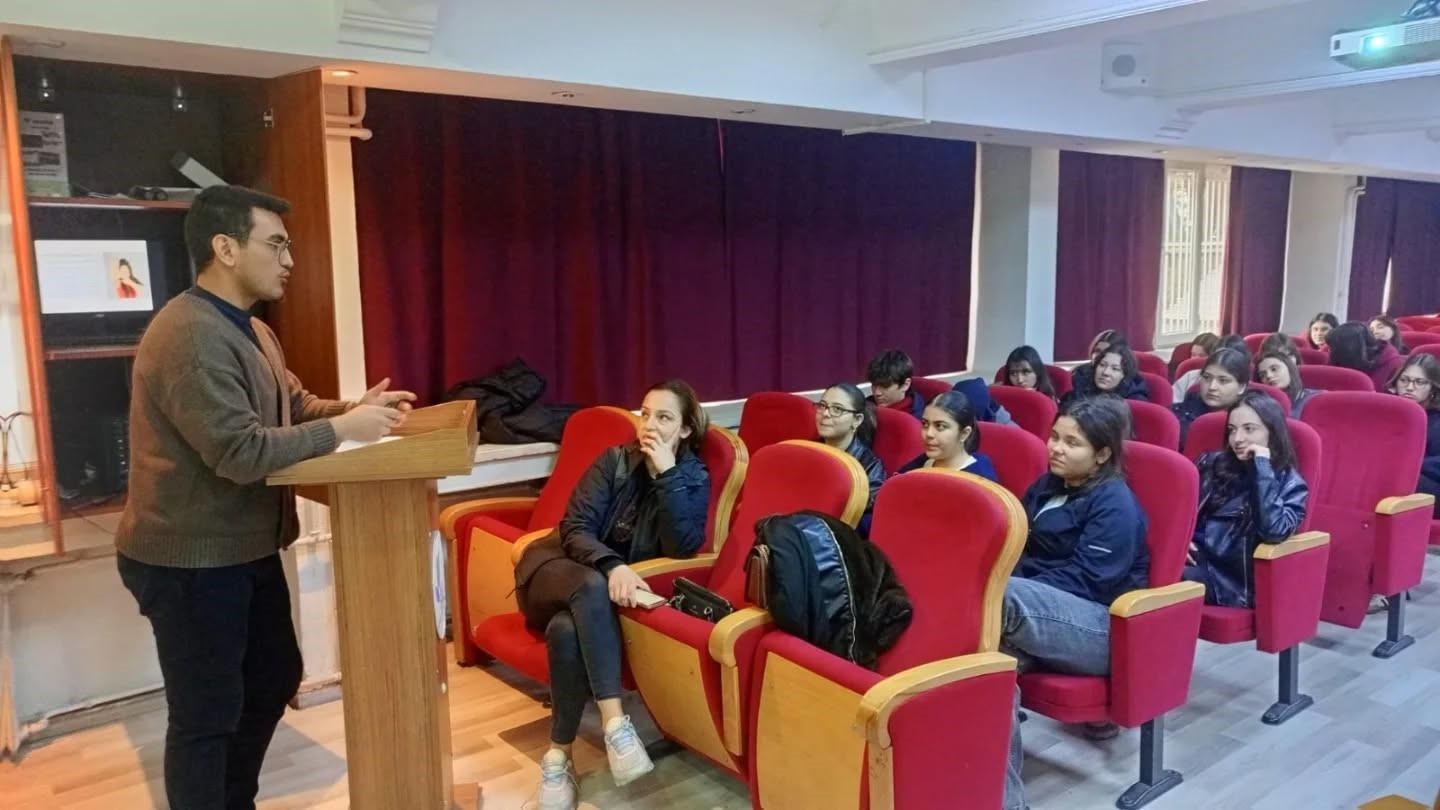 Nazillide Liseli Genclere Saglikli Yasam Egitimi Verildi Bbb398B3318Cde8B393B0B62795B3C15