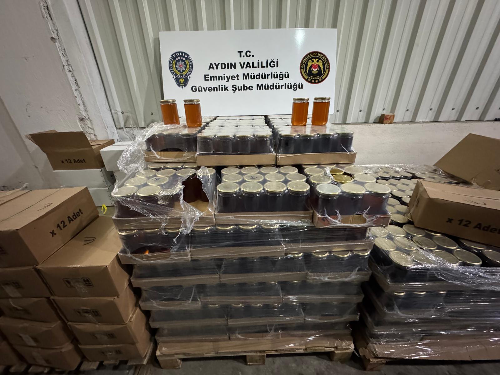 Nazillide Sahte Gida Skandali Depodan Tonlarca Sahte Bal Ve Etiketsiz Urun Cikti 637961 E116551Bf0200Bb6F285A2C3Ab3D25Fc