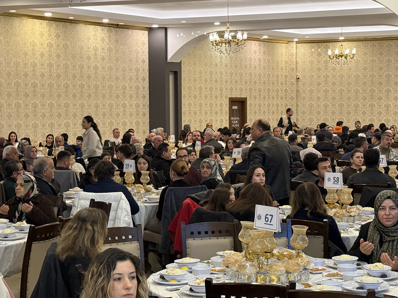 Nazillide Sanayi Esnafi Ramazan Sofrasinda Bulustu 643220 3180A76F767Da61C575A6997A329D498